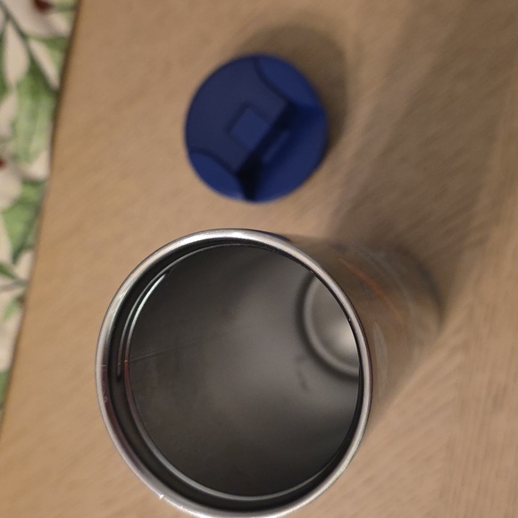 Starbucks Chicago Travel Mug with Blue and Orange Design *Read Description) - Picture 6 of 8